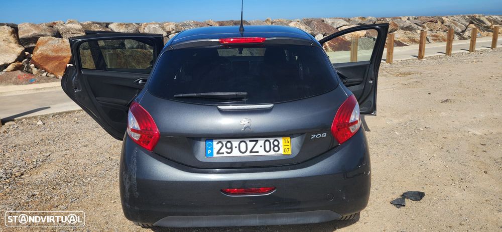 Peugeot 208 1.4 HDi - 8