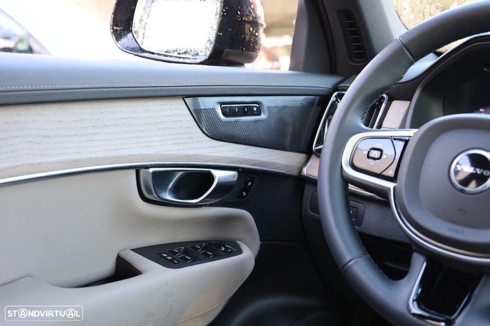 Volvo XC 90 2.0 T8 PHEV Plus Dark AWD - 31