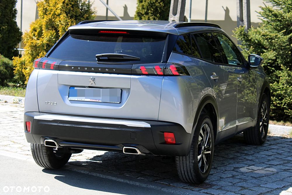 Peugeot 2008 - 11