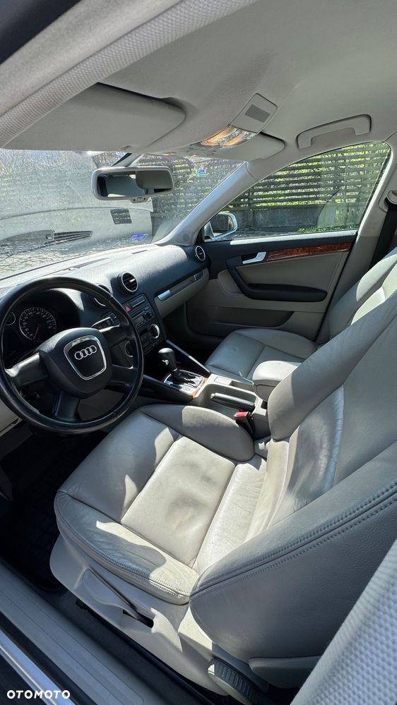 Audi A3 Sportback 2.0 FSI Ambiente Tiptr - 29