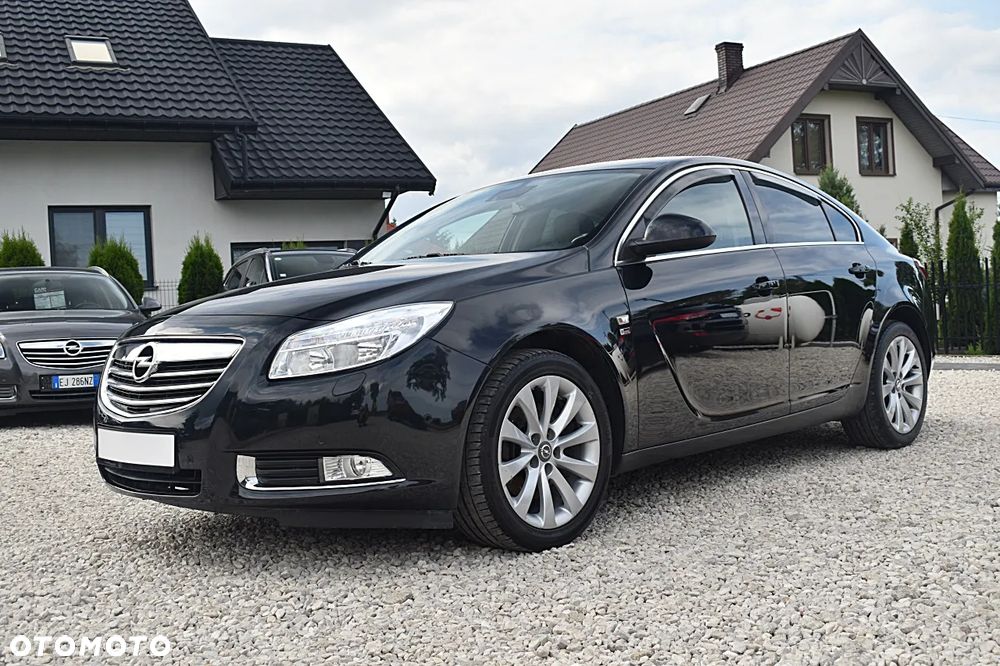 Opel Insignia 2.0 T Cosmo 4x4 S&S - 4