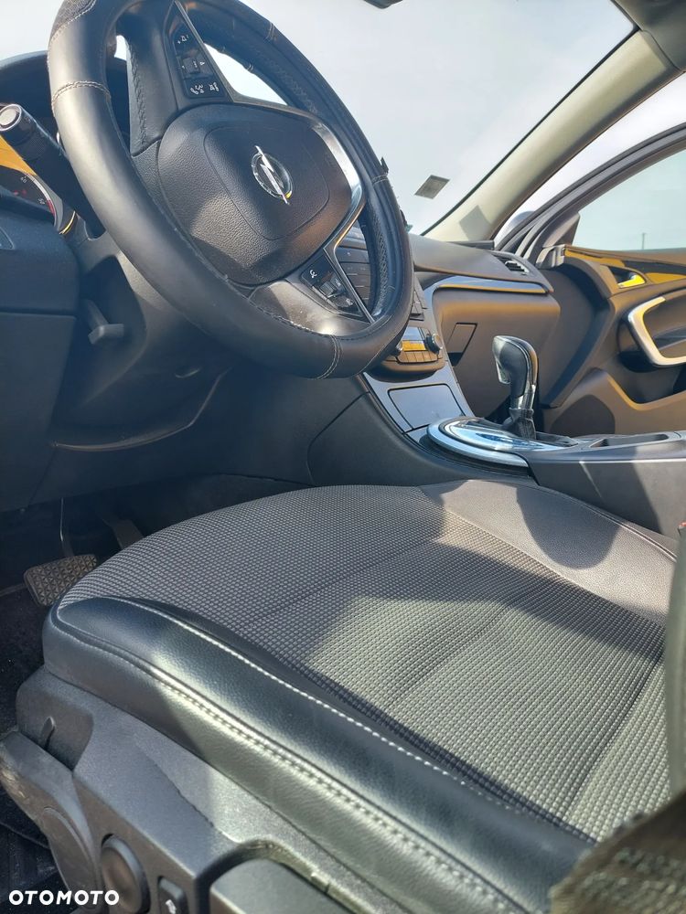 Opel Insignia - 6