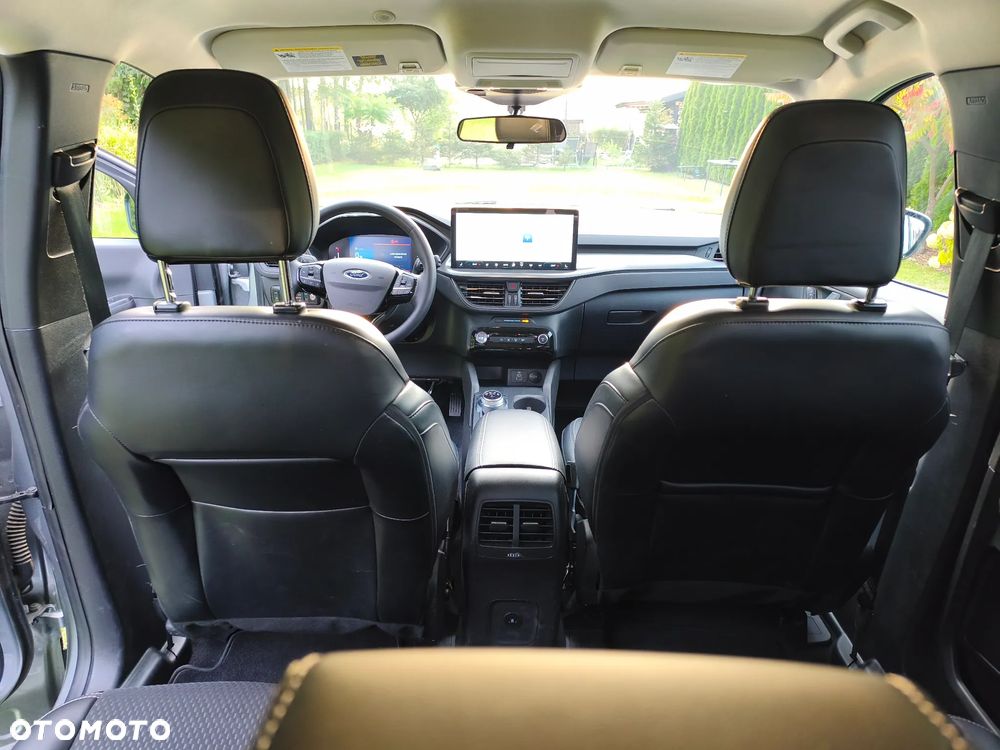 Ford Kuga - 22
