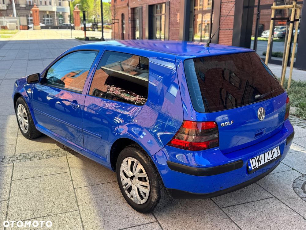 Volkswagen Golf - 3