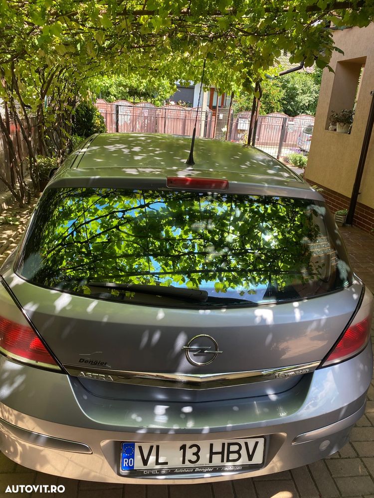 Opel Astra Classic 1.6i - 4