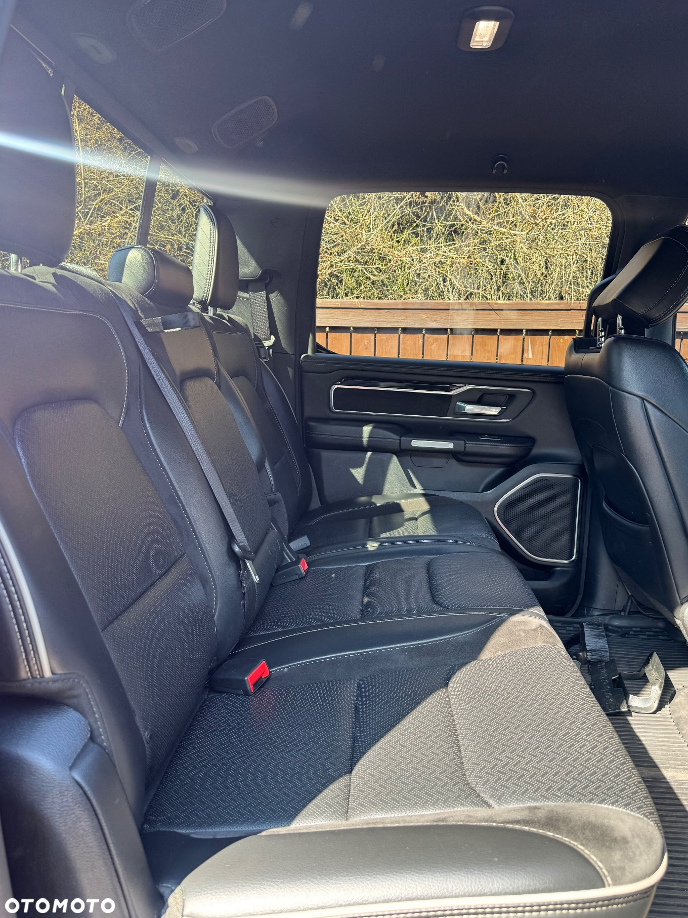 RAM 1500 Crew Cab Laramie - 18