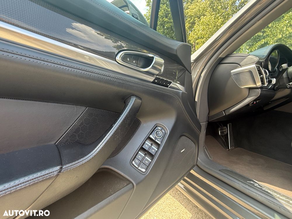 Porsche Panamera 3.0 Tiptronic S - 12