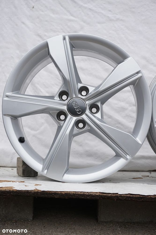 Audi 5x112 17 7,5J et38 stan bdb - 3