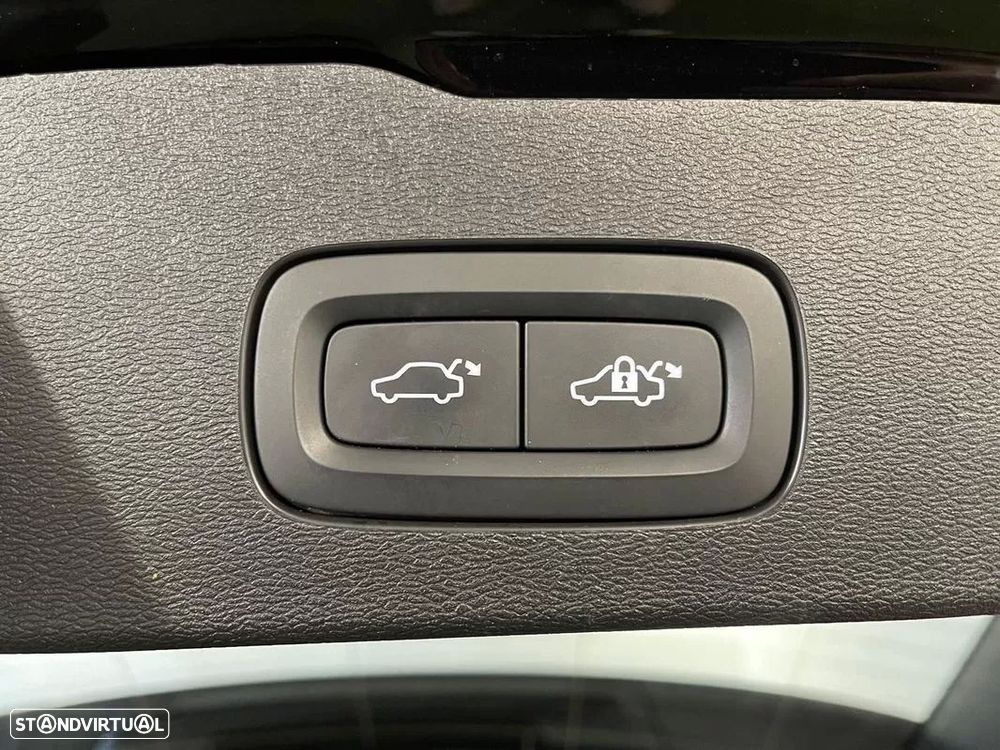 Volvo V60 2.0 T6 AWD TE Inscription - 28