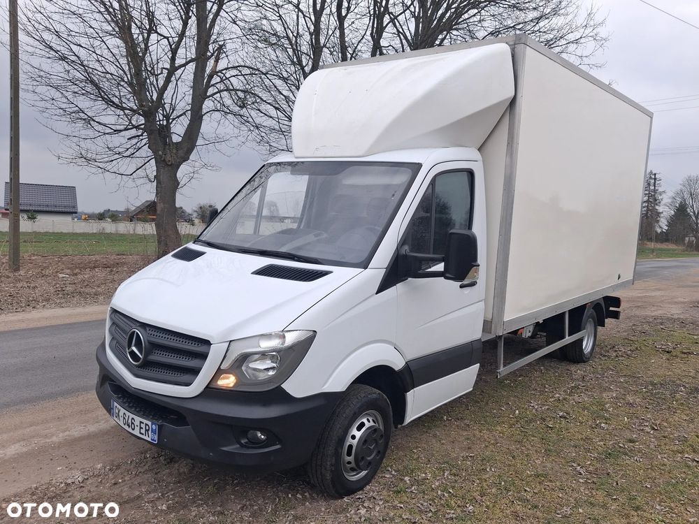 Mercedes-Benz Sprinter - 2