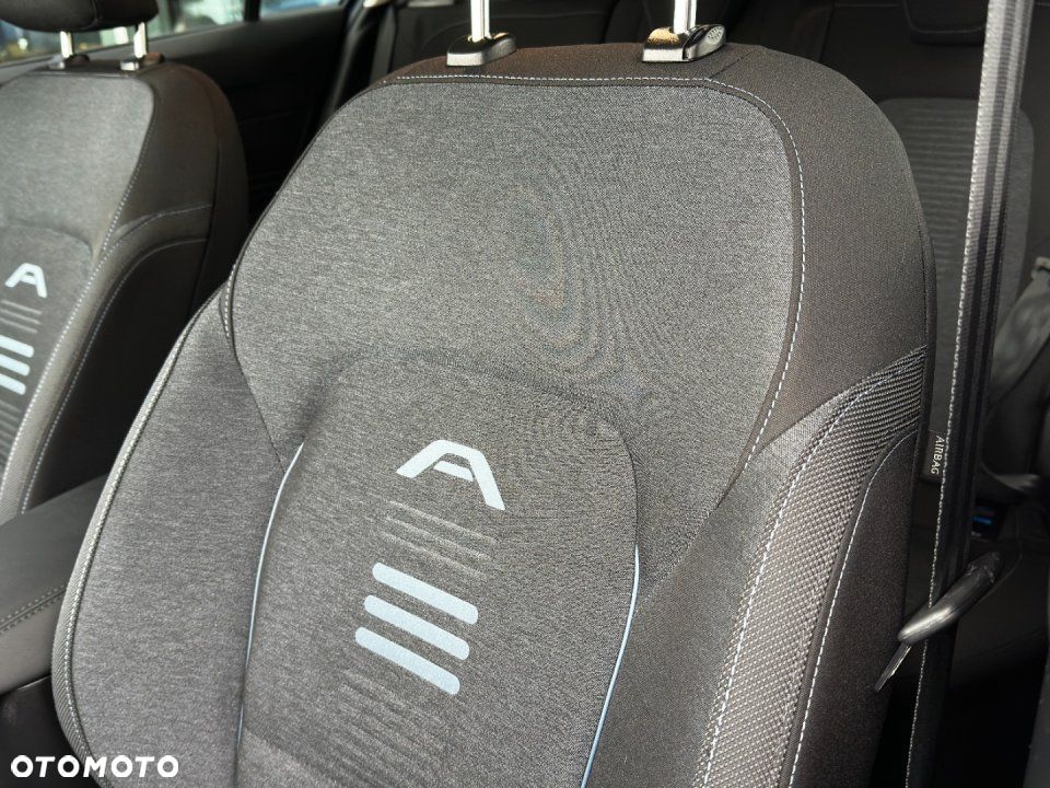 Ford Focus - 13
