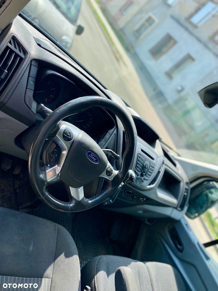 Ford Transit - 10