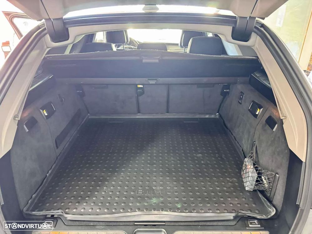 BMW 520 d Touring Aut. Luxury Line - 10