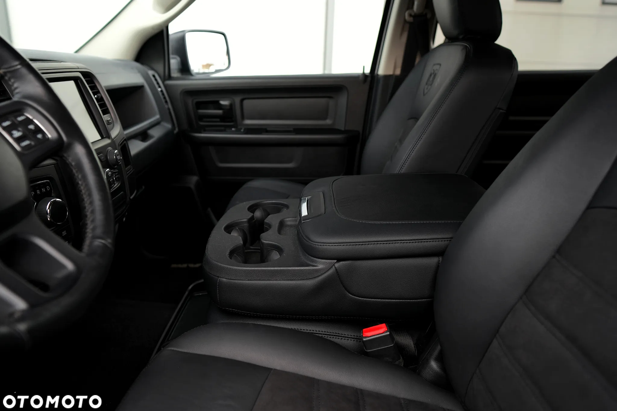 RAM 1500 - 28