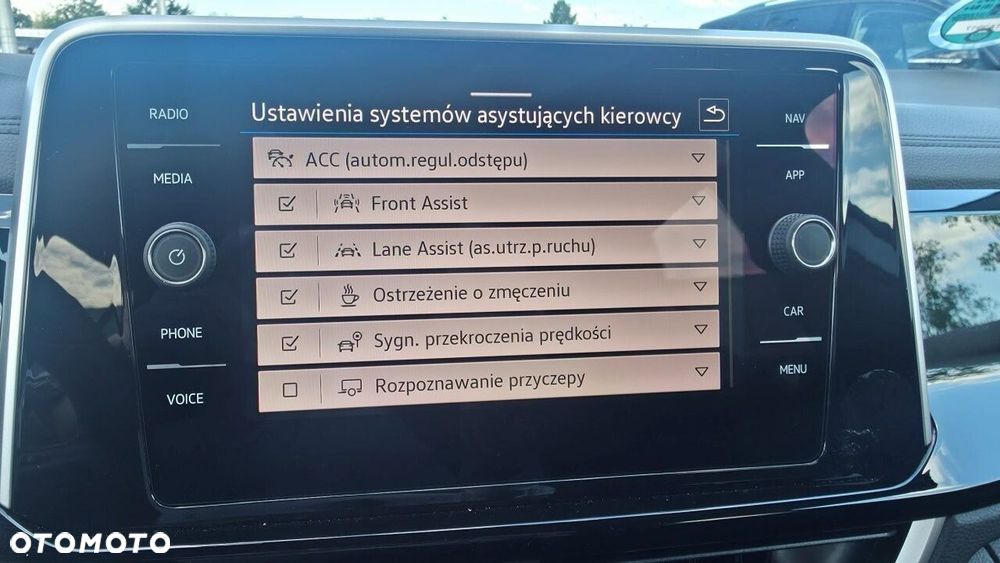 Volkswagen T-Roc 1.5 TSI R-Line DSG - 24