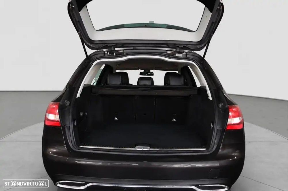 Mercedes-Benz C 180 d Avantgarde Aut. - 13