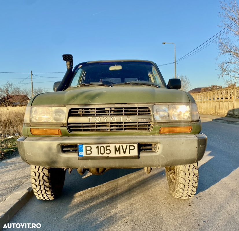Toyota Land Cruiser - 5