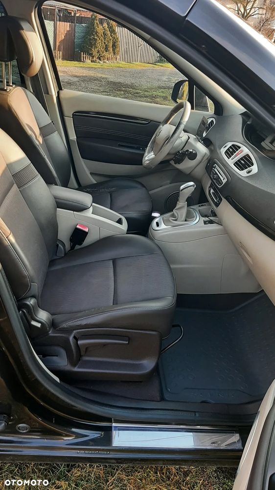 Renault Grand Scenic Gr 2.0 16V Privilege - 11