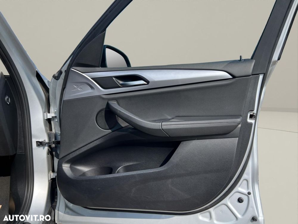 BMW X3 xDrive30e Aut. Advantage - 19