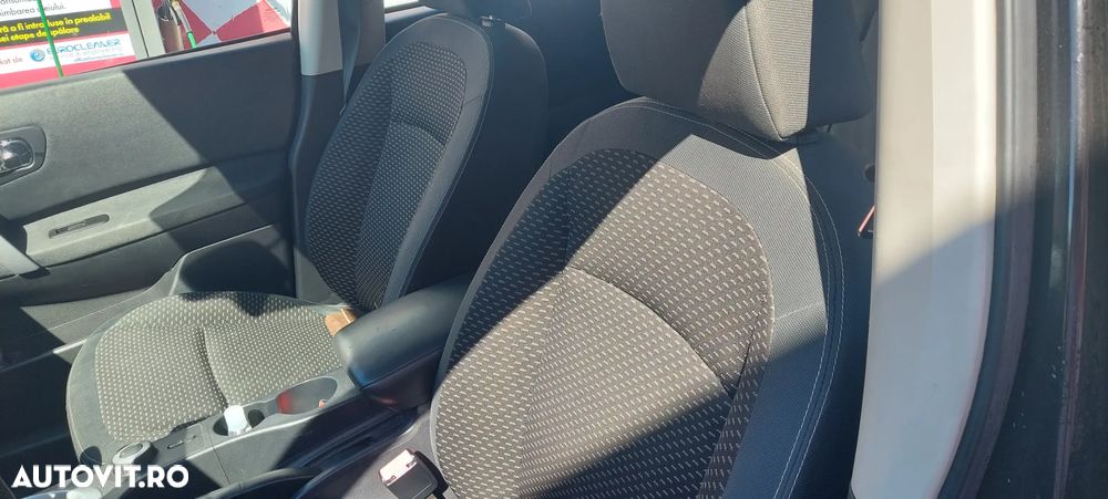 Nissan Qashqai 2.0 DCI 4 x 4 DPF Aut tekna - 5