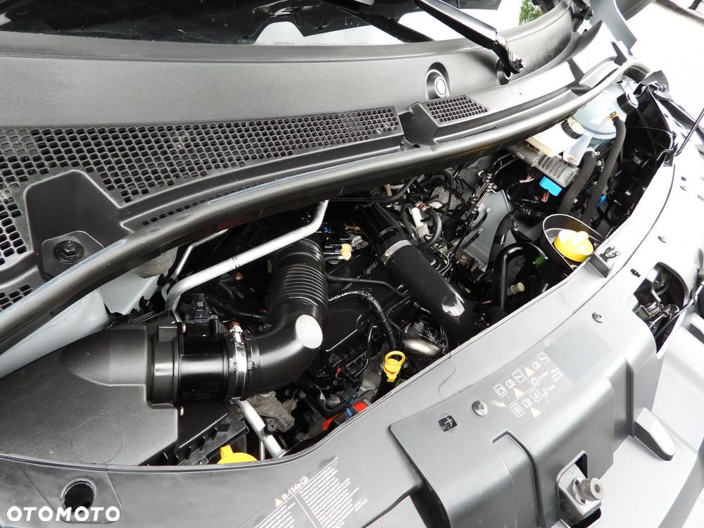 Renault MASTER  PLANDEKA 10 PALET TEMPOMAT LEDY PNEUMATYKA KLIMATYZACJA  165KM - 28