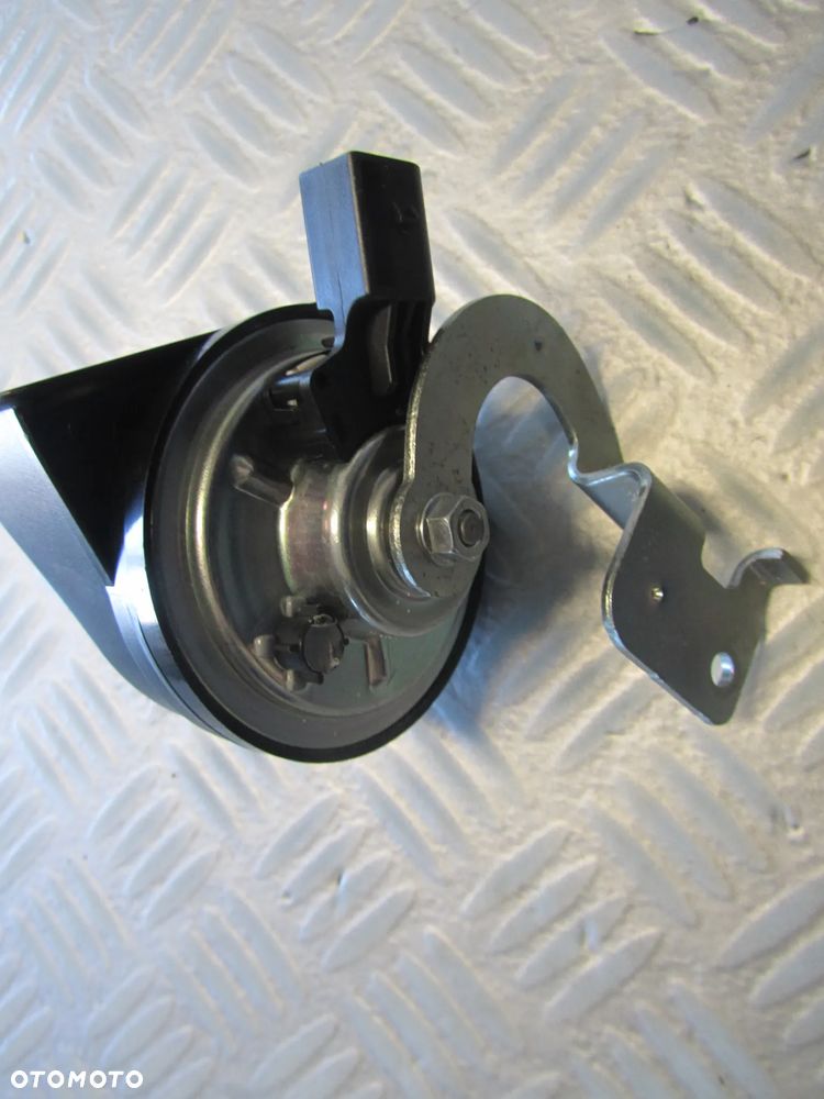 klakson 2475403306 - 3