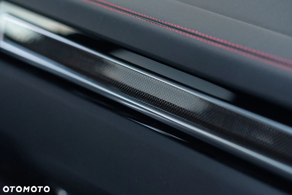 Porsche Cayenne Turbo - 11