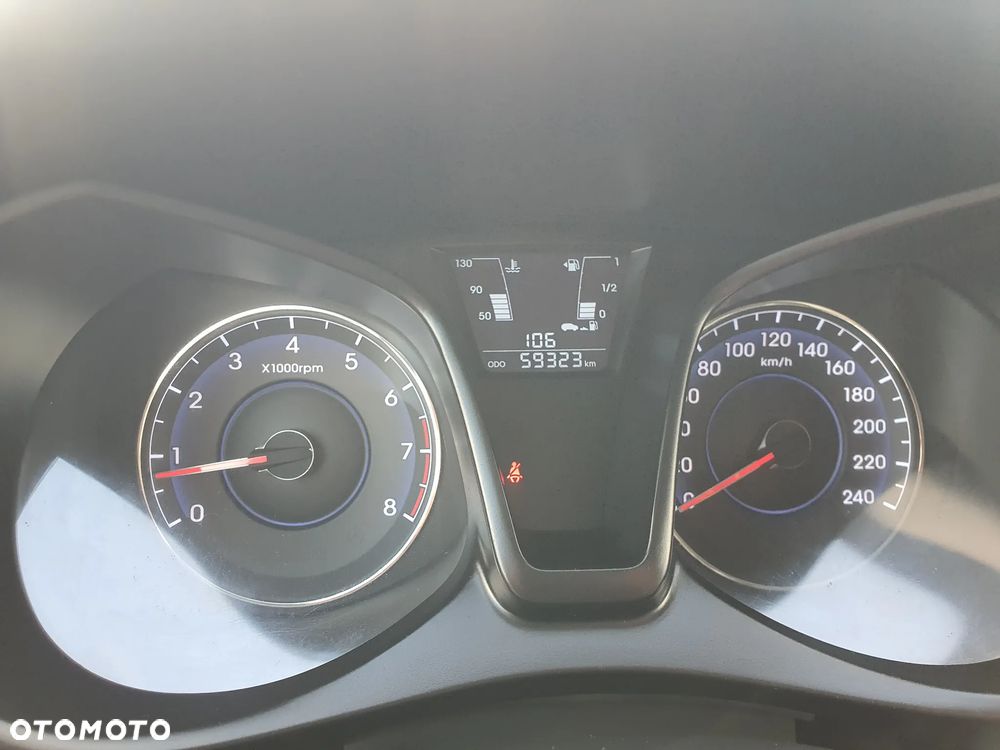 Hyundai ix20 1.6 blue Trend - 16
