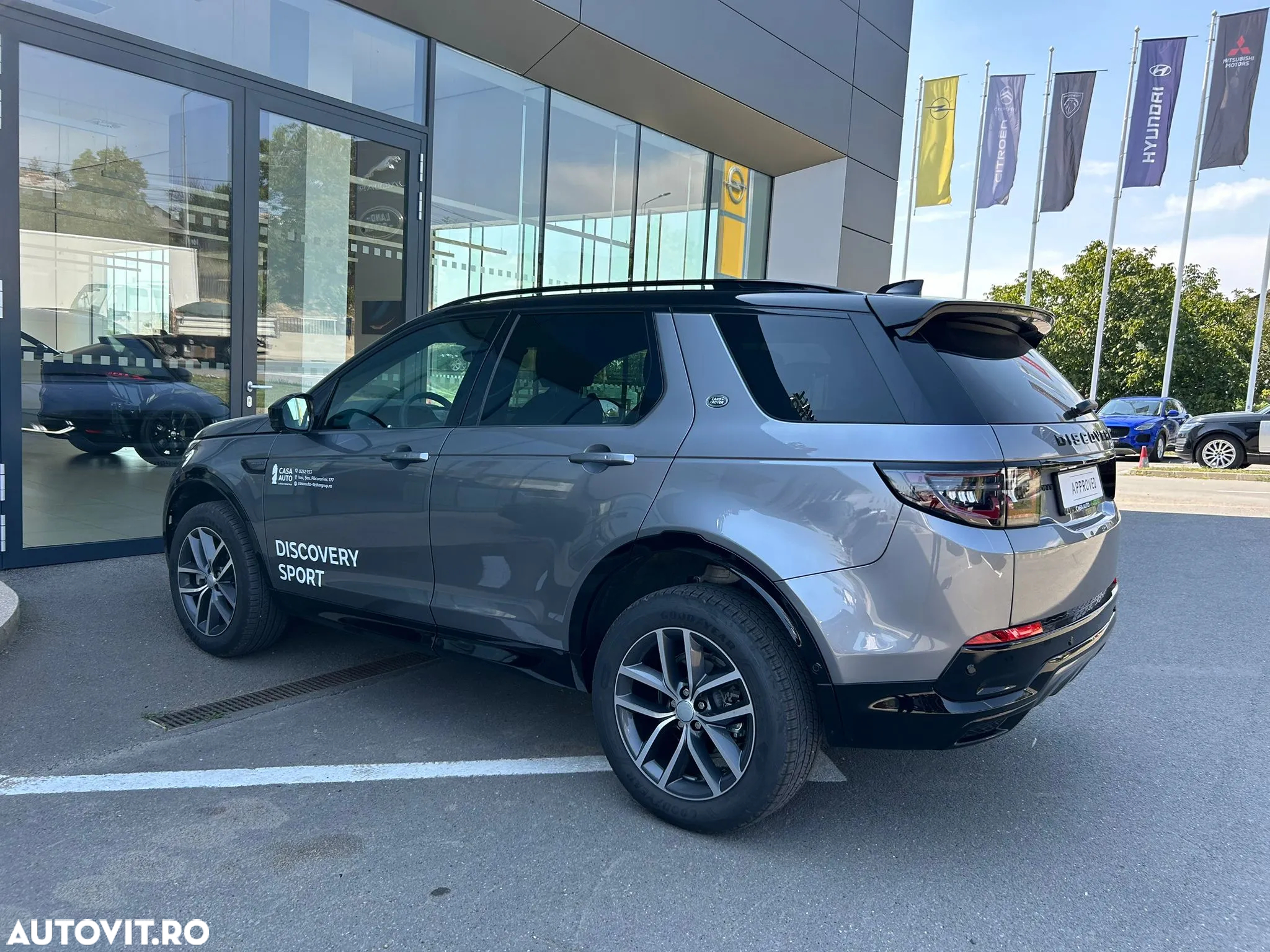 Land Rover Discovery Sport - 21