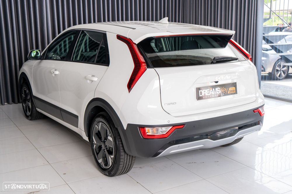 Kia Niro EV 64kWh Drive - 16