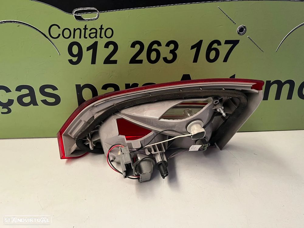 FORD FOCUS III CARRINHA PLASTICO MALA FAROLIM MOTOR - M332 - 12