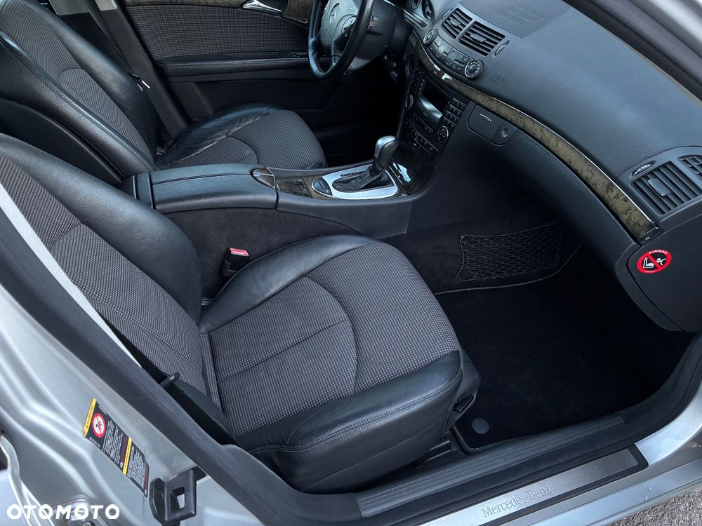 Mercedes-Benz Klasa E - 16