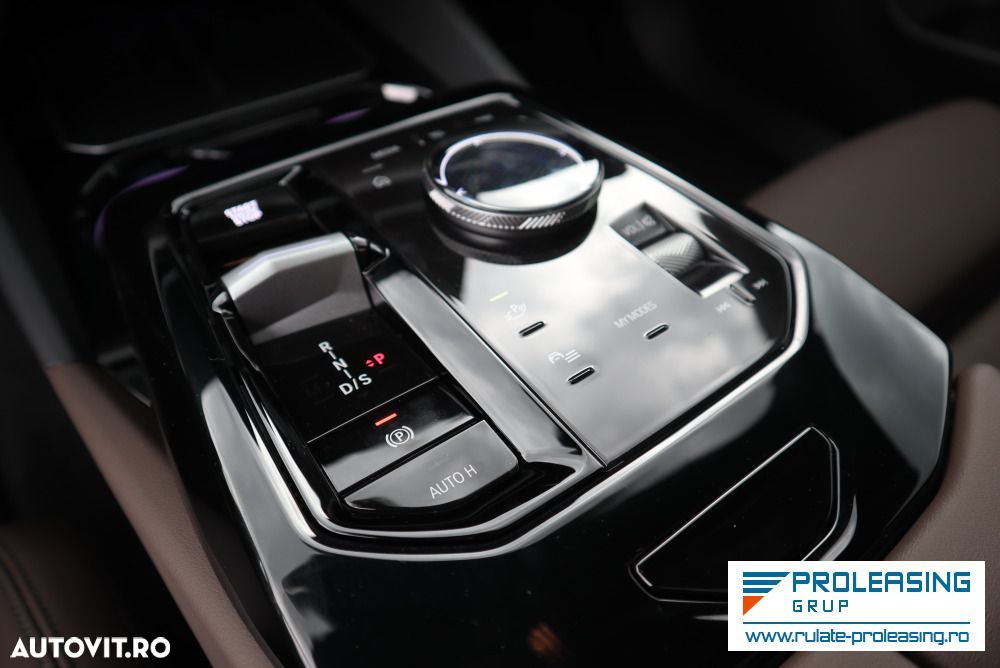 BMW Seria 5 520i AT MHEV - 13