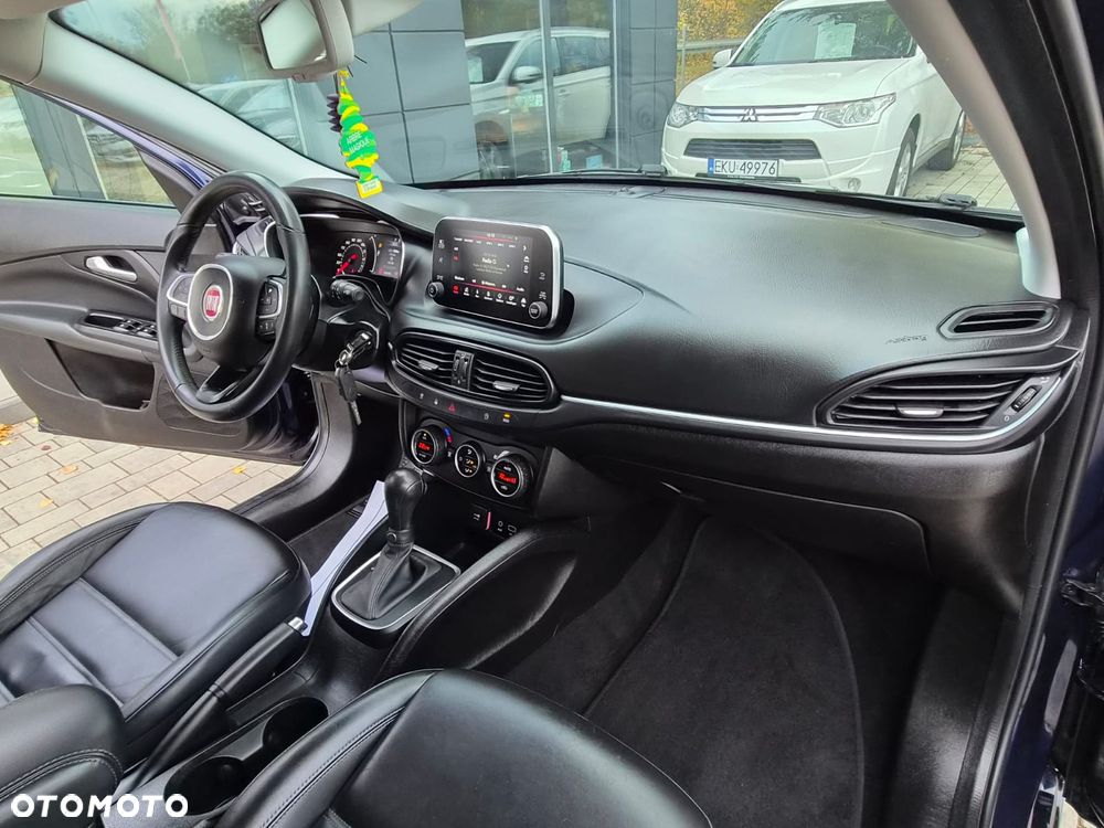 Fiat Tipo 1.6 MultiJet DCT Easy - 23