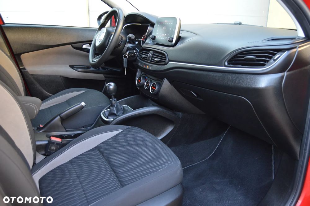 Fiat Tipo 1.4 T-Jet S-Design - 28