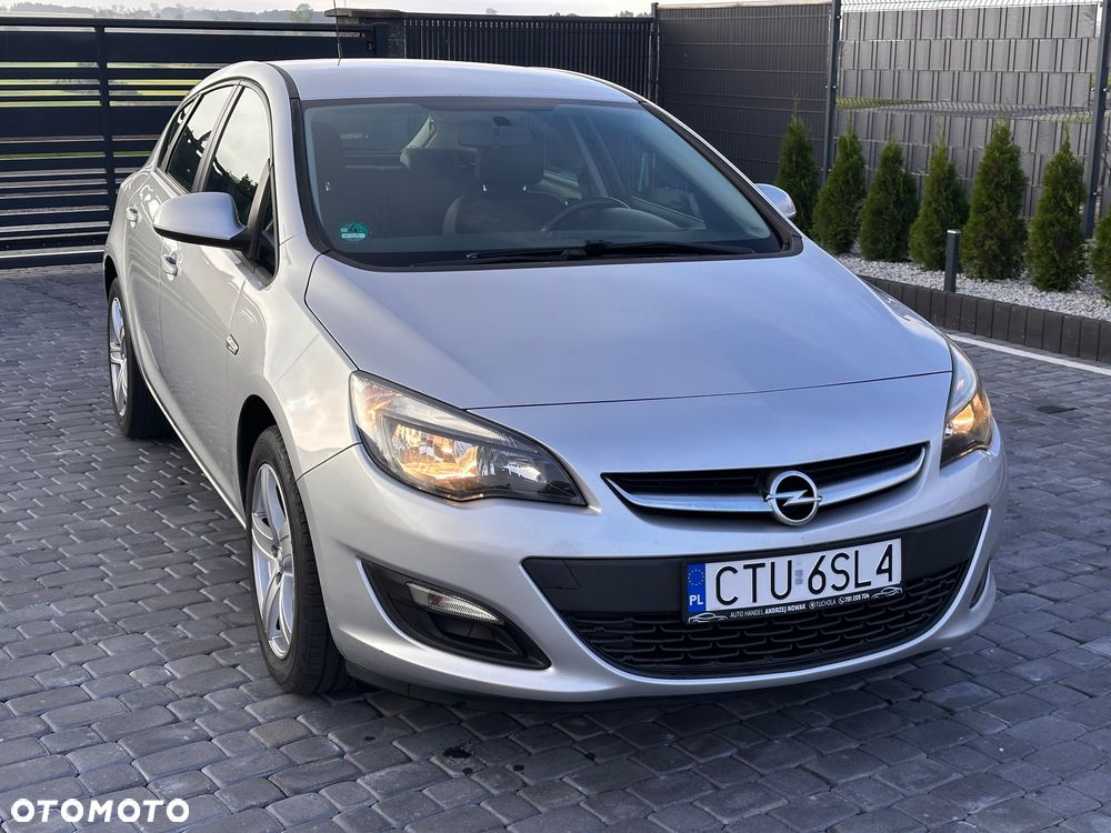 Opel Astra 1.6 CDTI DPF ecoFLEX Start/Stop Style - 4