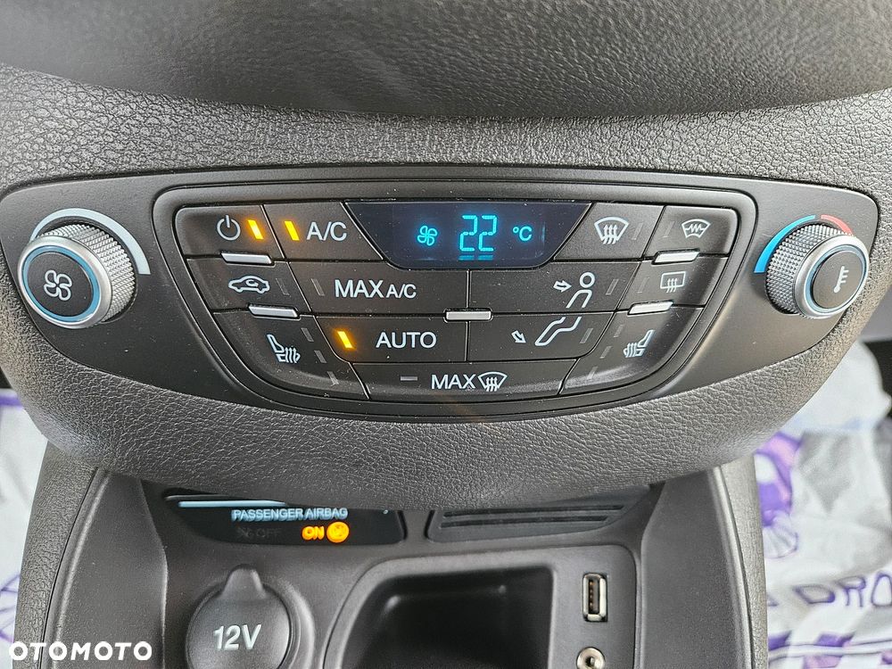 Ford Tourneo Connect 1.0 EcoBoost Start-Stop Ambiente - 10