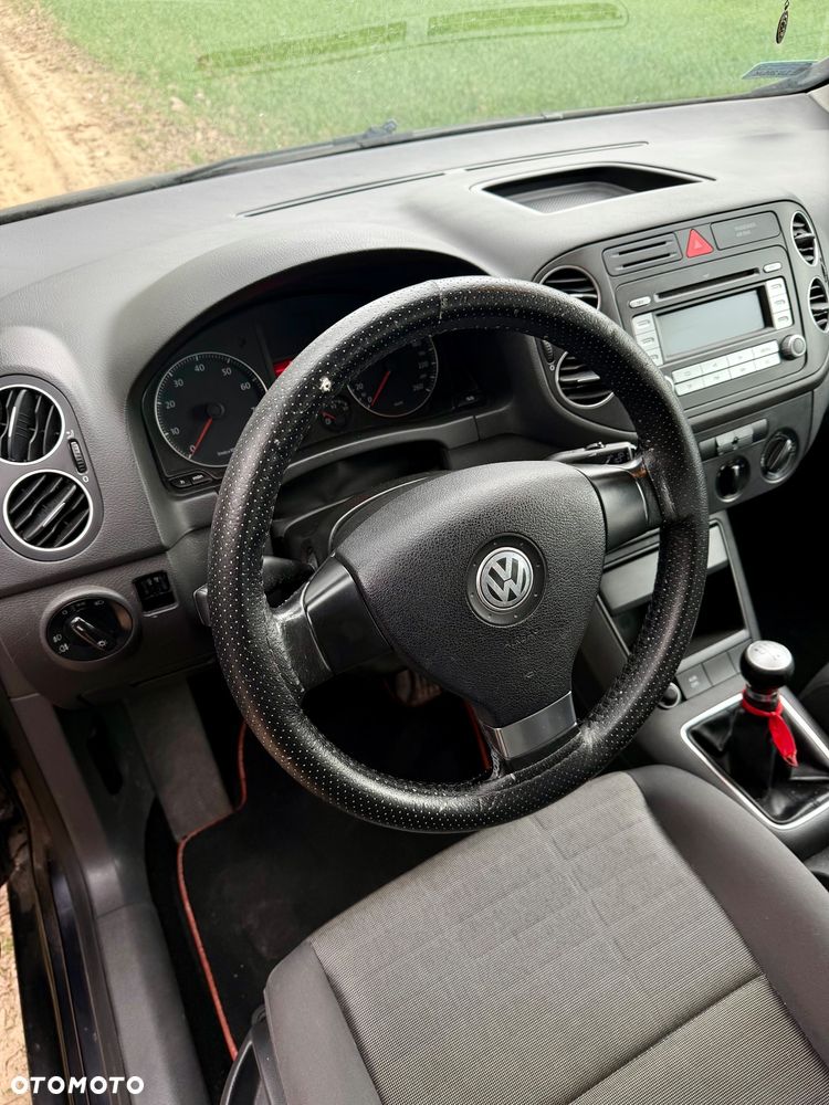 Volkswagen Golf Plus 1.6 FSI Comfortline - 30