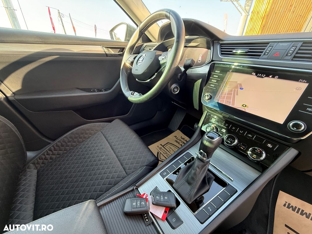 Skoda Superb 2.0 TDI DSG Active - 23