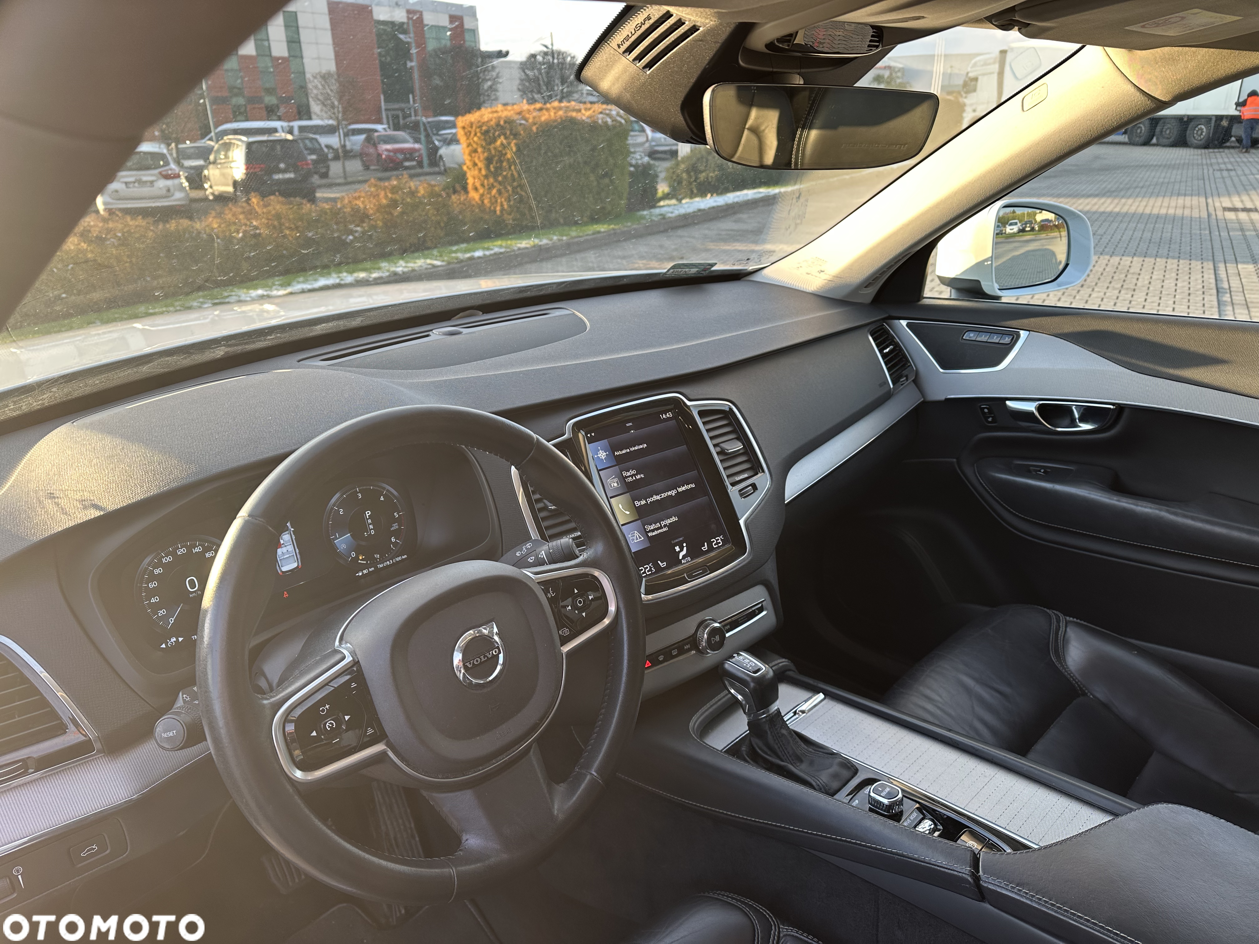 Volvo XC 90 - 8
