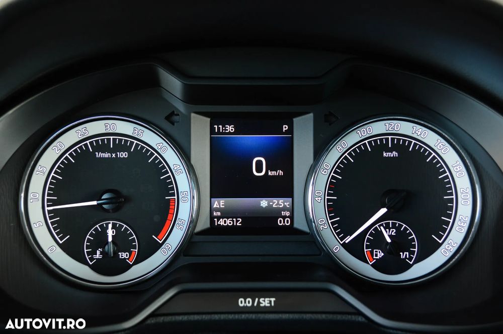 Skoda Octavia 2.0 TDI DSG Sport Edition - 17