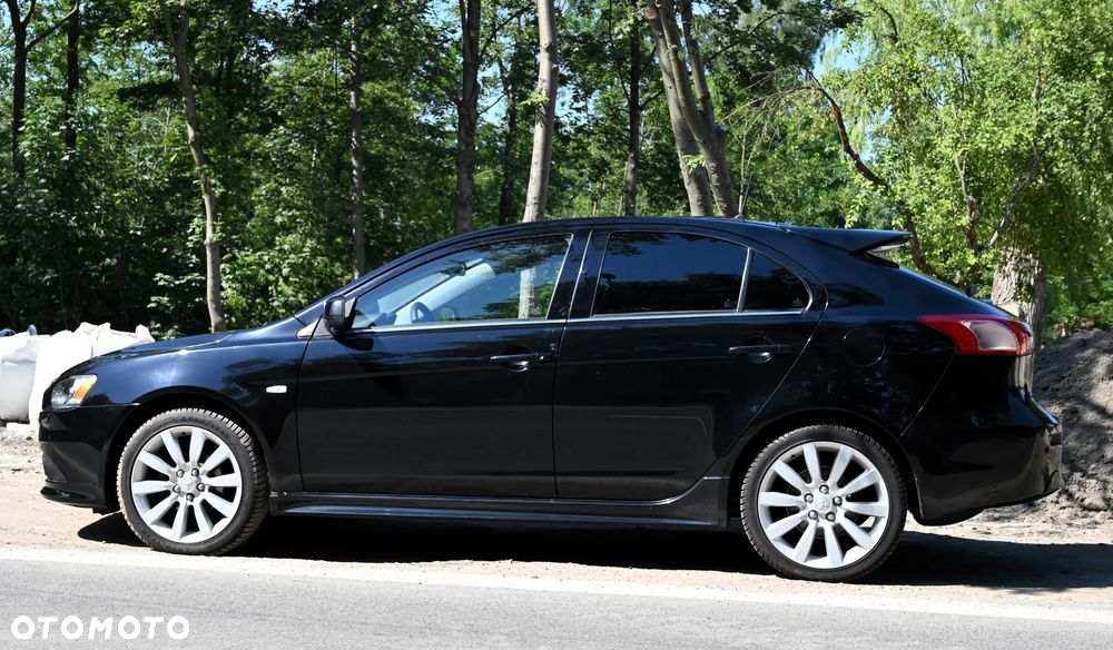 Mitsubishi Lancer - 21
