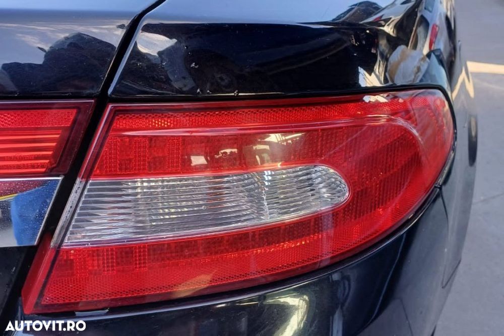 STOP DREAPTA PE CAROSERIE  JAGUAR XF 2010 - 1