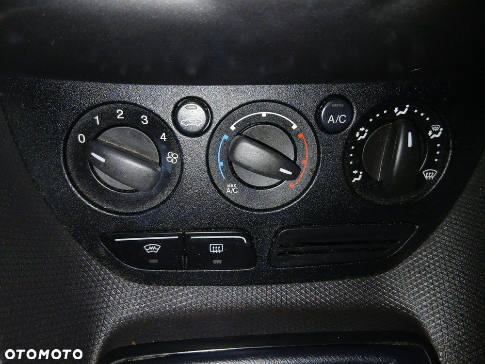 Ford Transit Connect - 6