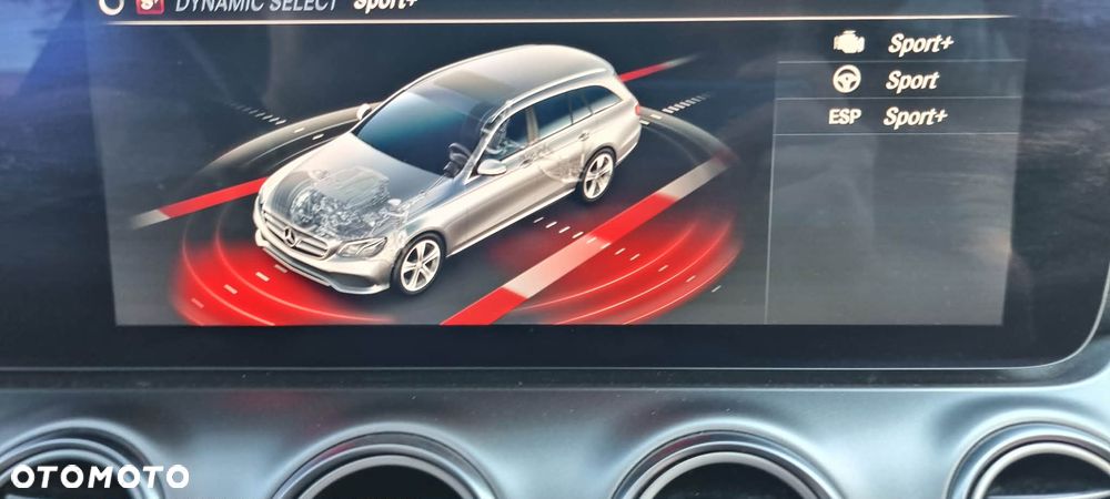 Mercedes-Benz Klasa E 220 d 9G-TRONIC - 24