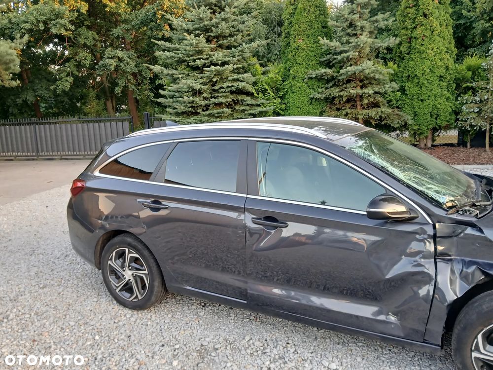 Hyundai i30 1.0 T-GDI Smart DCT - 16