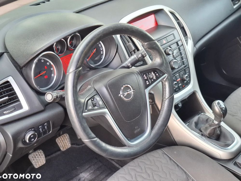 Opel Astra 1.4 Turbo Exklusiv - 20