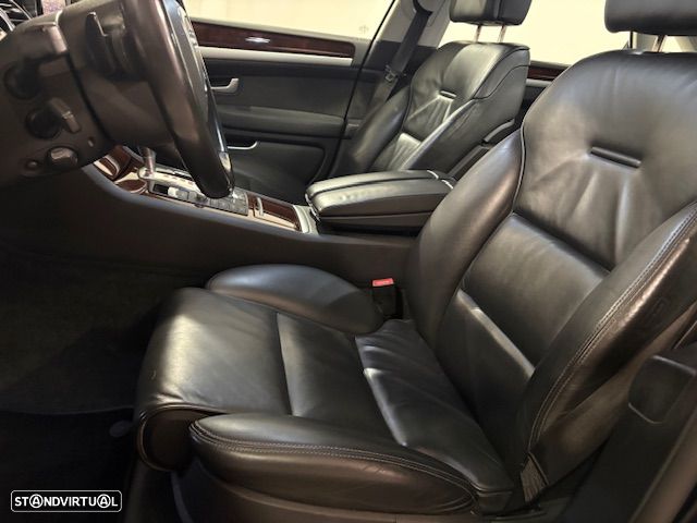 Audi A8 3.0 TDI V6 quattro Tiptronic - 31