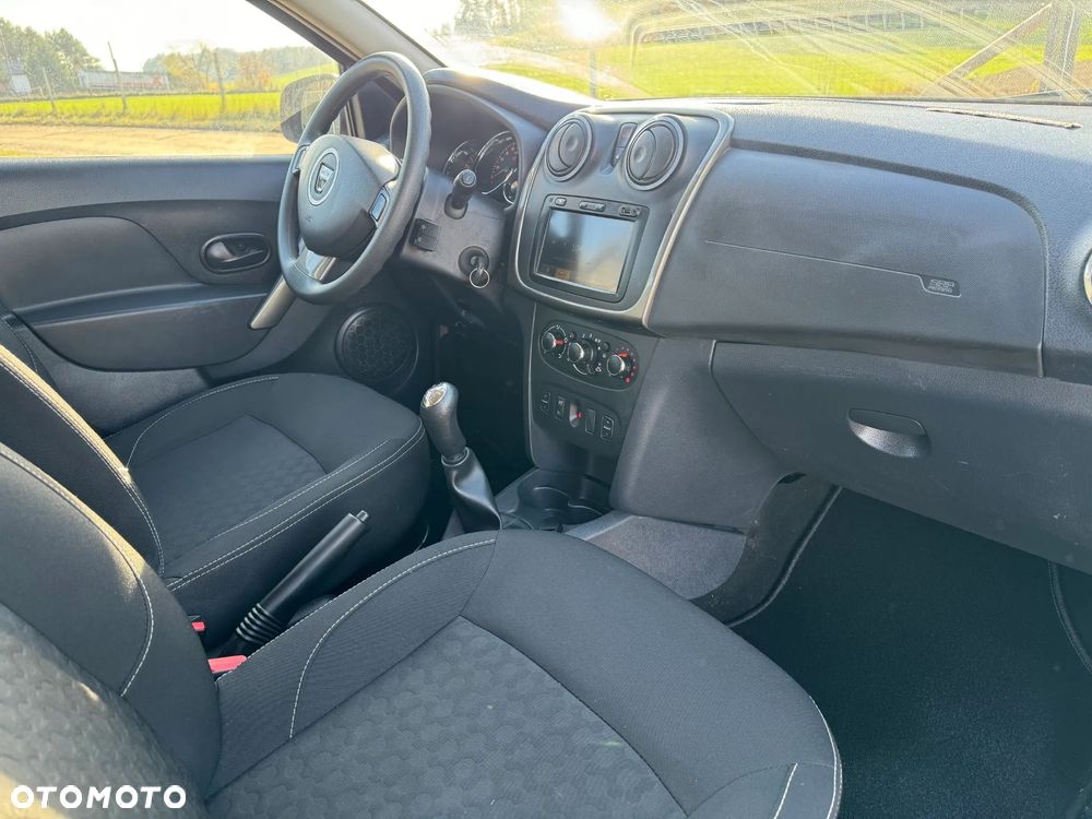 Dacia Sandero TCe 90 Celebration - 9