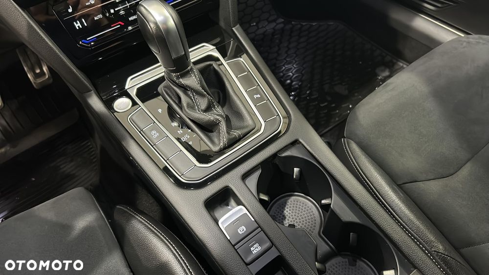 Volkswagen Arteon 2.0 TSI DSG R-Line - 18